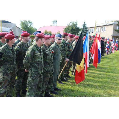 Perch&eacute; le forze speciali indossano stivali militari invece di scarpe da ginnastica?