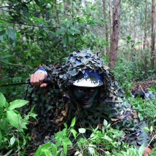 மலேசிய சந்தையில் அதிகம் விற்பனையாகும் இராணுவ காலணிகளின் பண்புகள் என்ன?